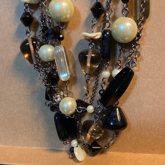 Lia Sophia multi-strand retired necklace, in great condition - Picture 2 of 3